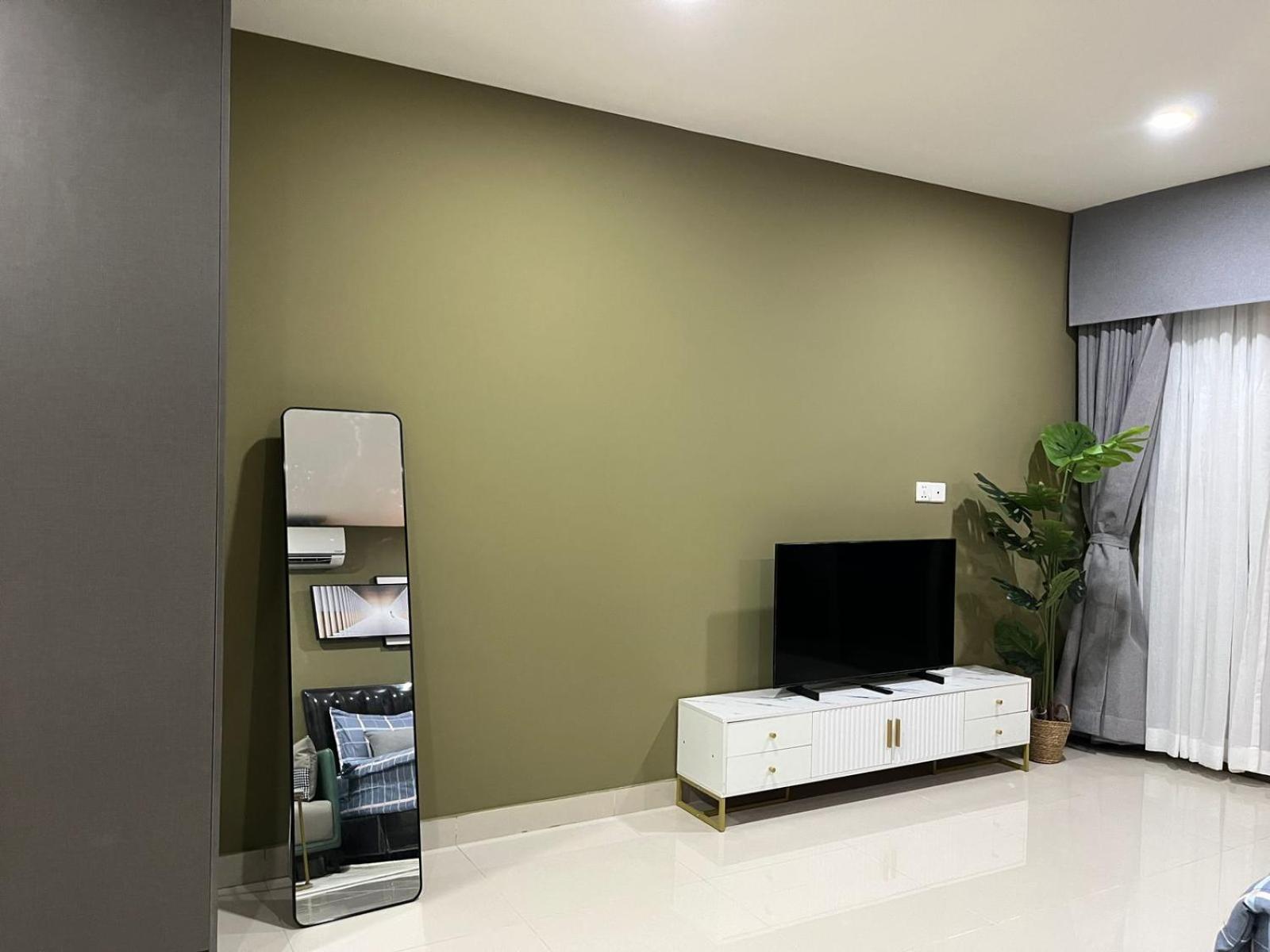 Impian II - The Peak Residence Phnom Penh Extérieur photo